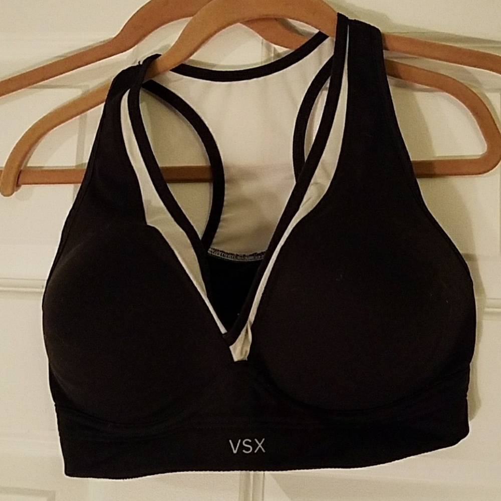 Padded push-up sports bra